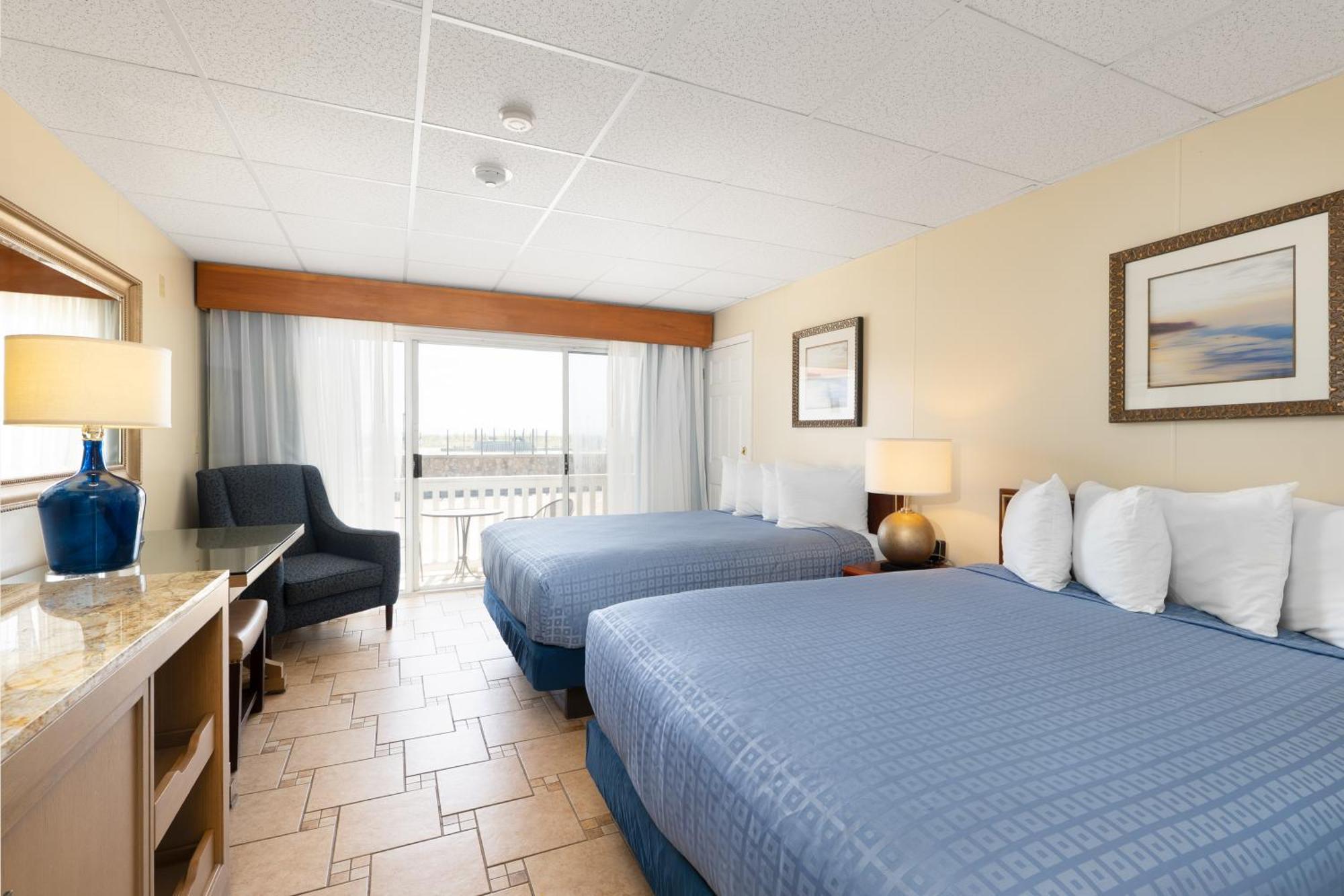 אולד אורצ'רד ביץ' Waves Oceanfront Resort מראה חיצוני תמונה
